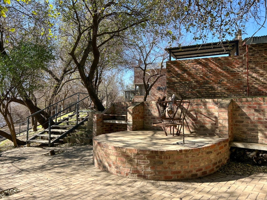 2 Bedroom Property for Sale in Potchefstroom Rural North West